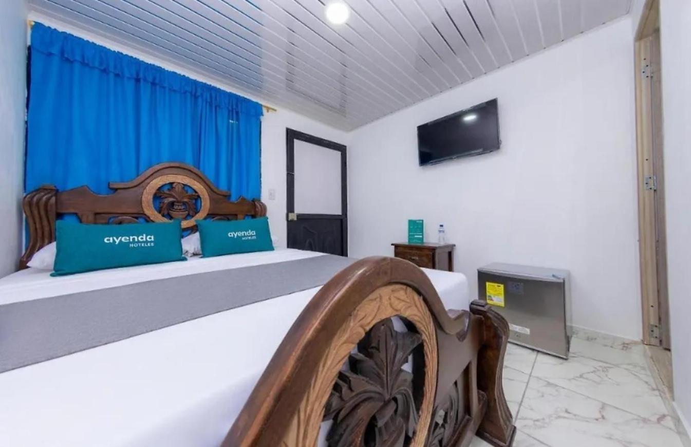 Hotel Vegas Sergio เมเดยิน ภายนอก รูปภาพ